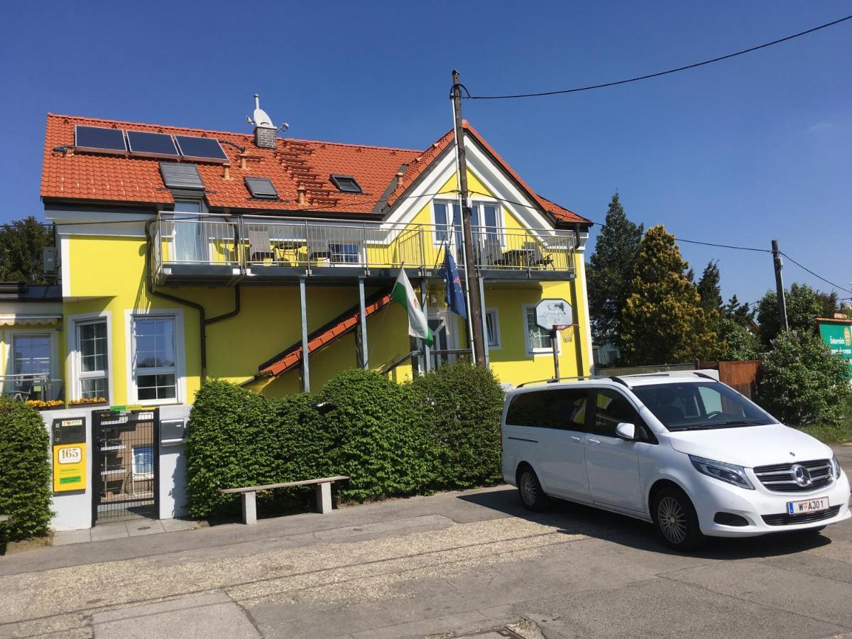 Ajo Apartments - Alte Donau Lake View Balcony Studio - Self-Check-In Vienna Exterior photo